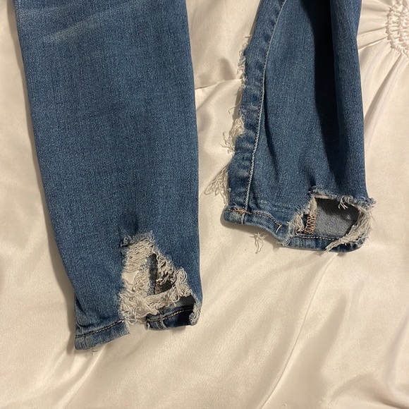 American Eagle Low Rise Cropped Jeggings - Picture 2 of 5